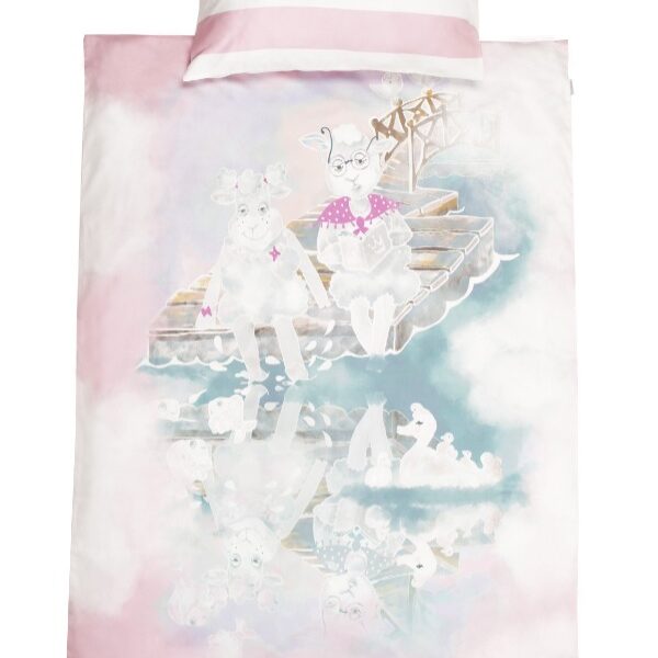 Children's bedding by the river 2